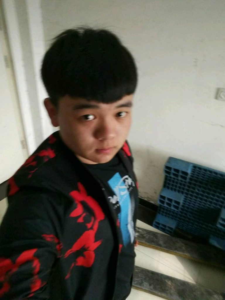 楼道自拍啦-潘学博客